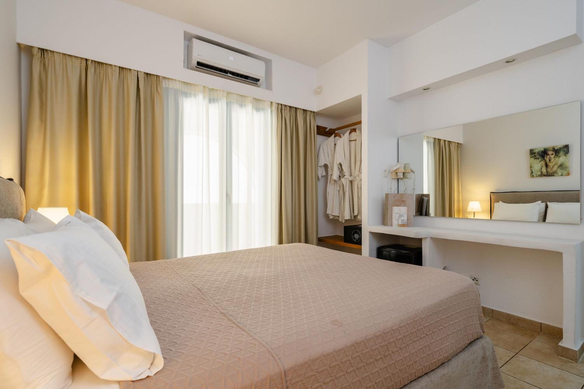 Mitos Suites Агиос-Прокопиос Экстерьер фото